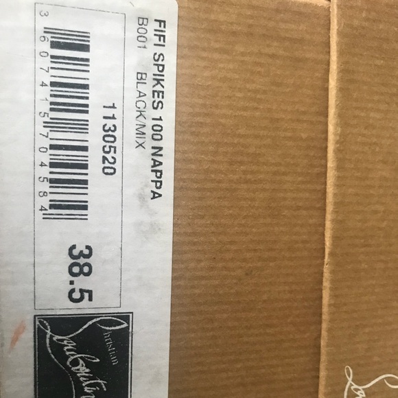 🛑SOLD🛑Christian Louboutin Pumps🛑 - Picture 4 of 4